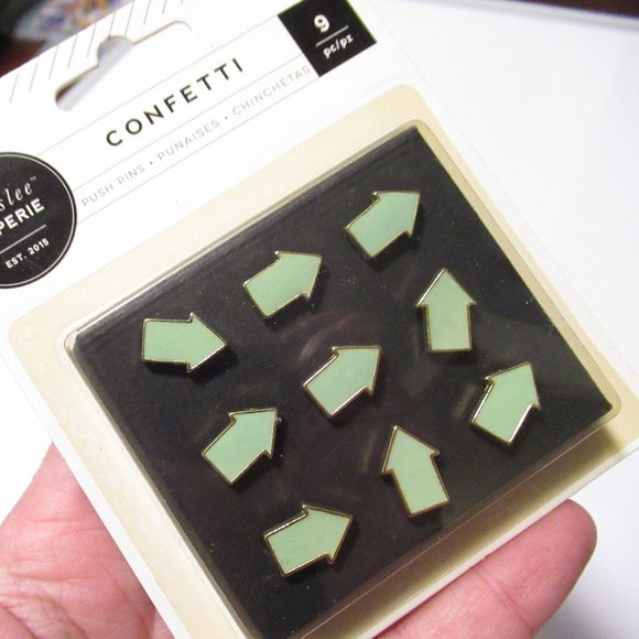 Push pins - Picture 5 of 5